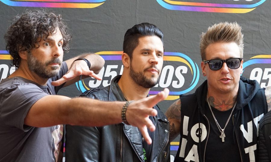 Papa Roach (L-R) Tony Palermo, Jacoby Shaddix, Jerry Horton