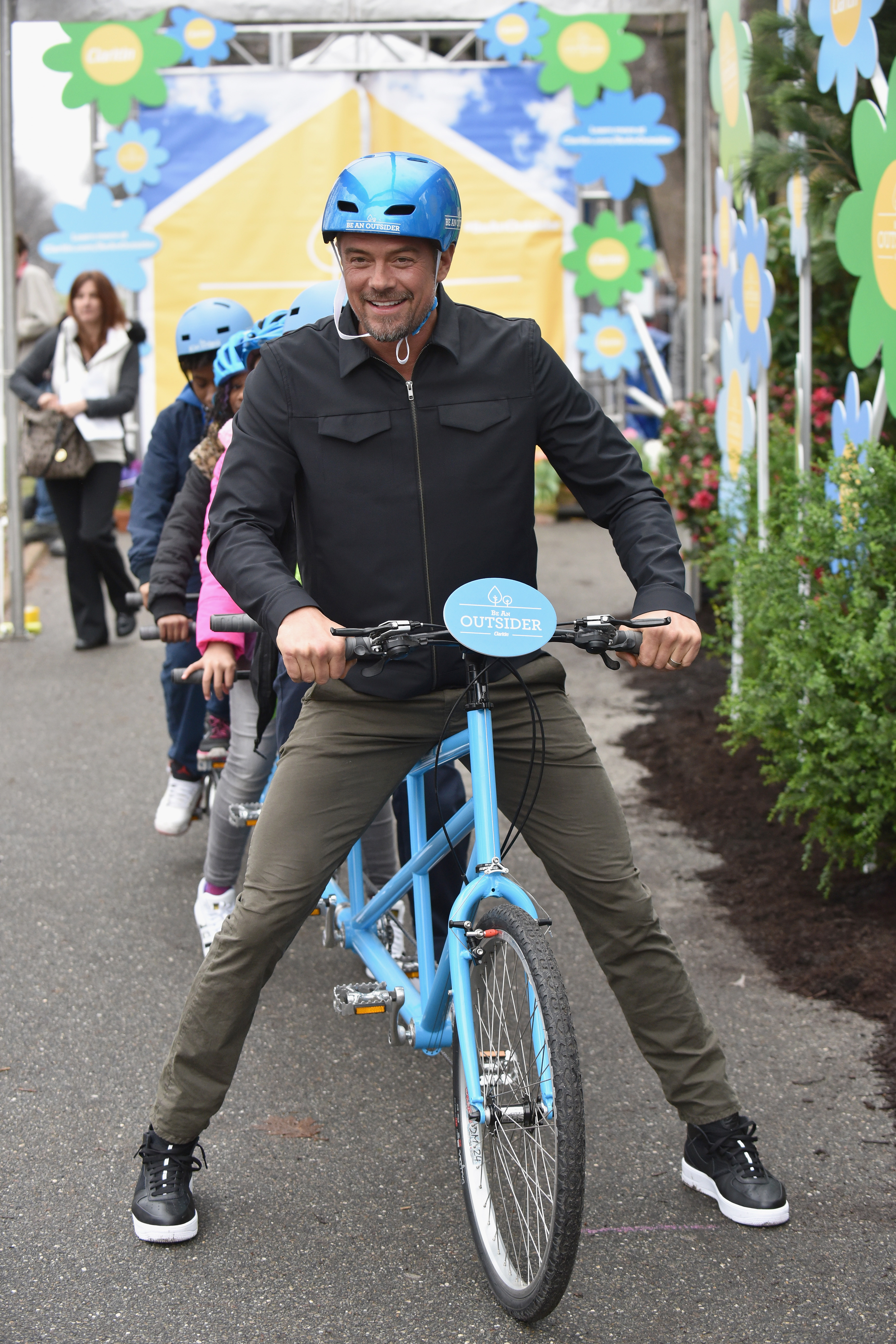 NEW YORK, NY - APRIL 04: Josh Duhamel Partners with Claritin® and Boys and Girls Clubs of America to Launch the "Be An Outsider Campaign" on April 4, 2017 in New York City. (Photo by Bryan Bedder/Getty Images for Claritin)