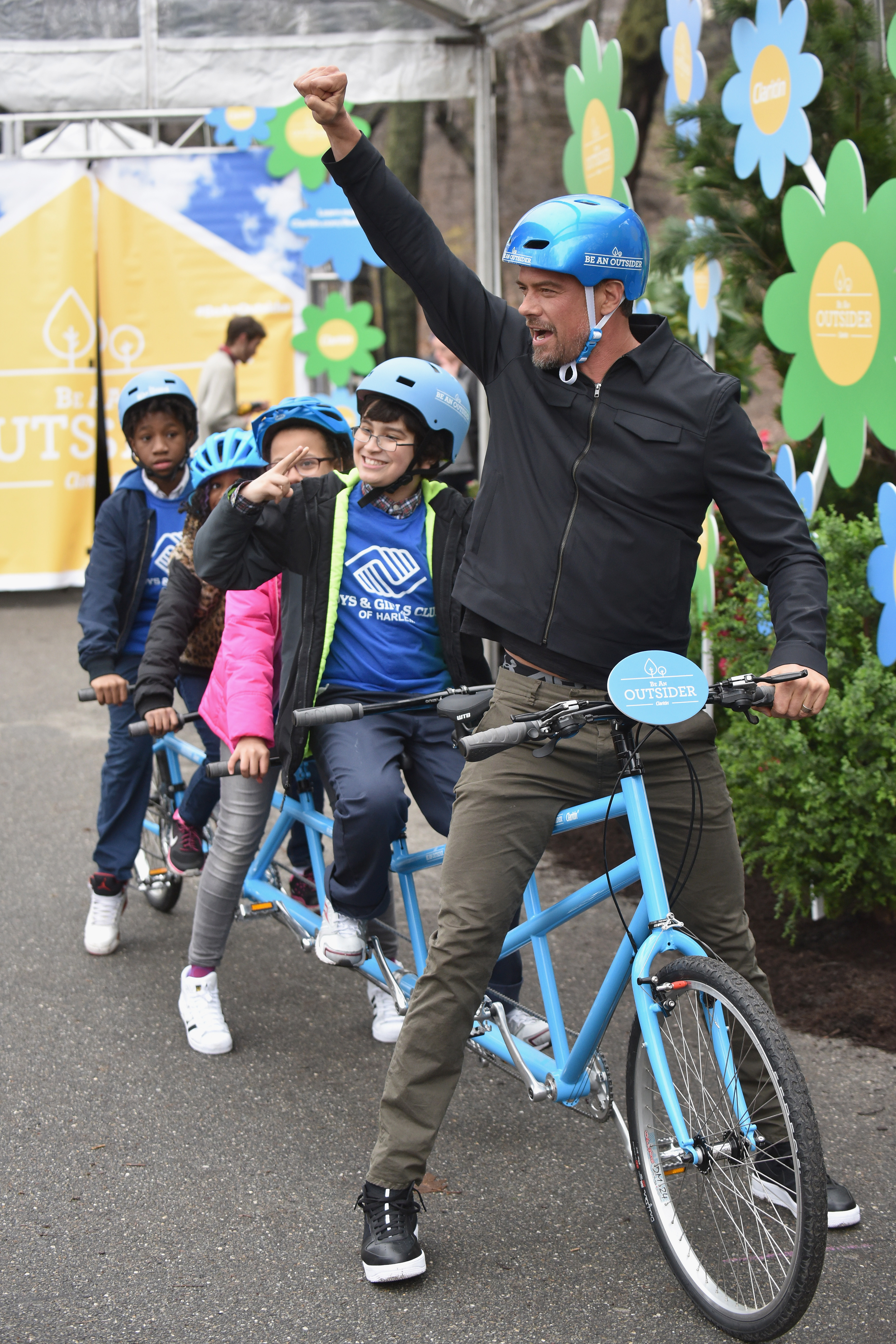 NEW YORK, NY - APRIL 04: Josh Duhamel Partners with Claritin® and Boys and Girls Clubs of America to Launch the "Be An Outsider Campaign" on April 4, 2017 in New York City. (Photo by Bryan Bedder/Getty Images for Claritin)