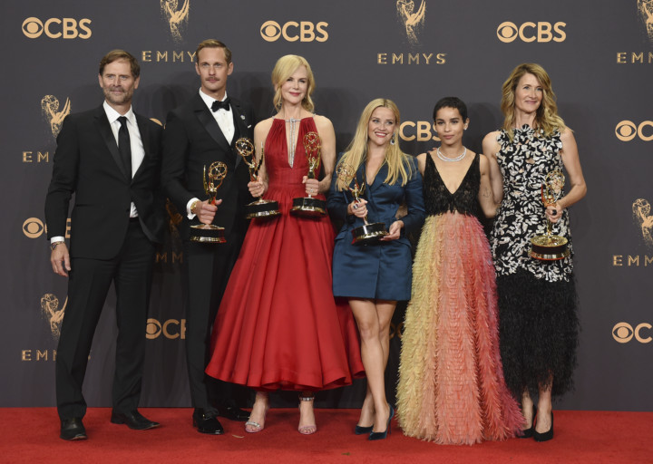 Jeffrey Nordling, from left, Alexander Skarsgard, Nicole Kidman, Reese Witherspoon, Zoe Kravitz, and Laure Dern pose in the press room with their awards for outstanding limited series for "Big Little Lies" at the 69th Primetime Emmy Awards on Sunday, Sept. 17, 2017, at the Microsoft Theater in Los Angeles. (Photo by Jordan Strauss/Invision/AP)